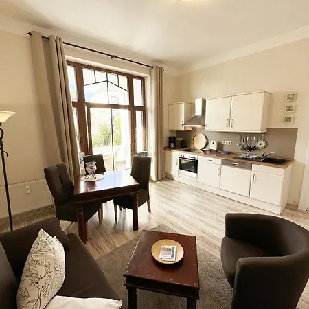 Haus Irene Вилла Зеллин