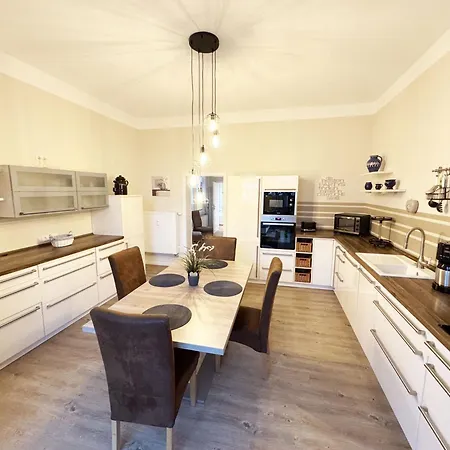 Haus Irene Вилла Зеллин